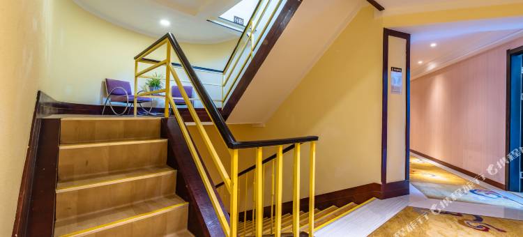 速8酒店(贵阳黔灵山公园瑞金北路店)图片