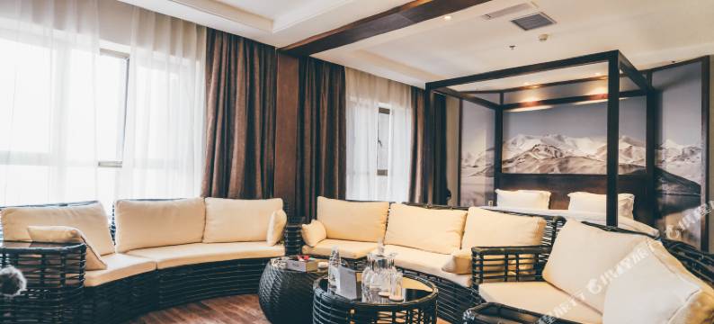 精河孵梦森林精品酒店图片