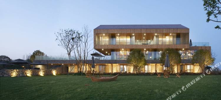 孝感卓尔小镇桃花驿图片