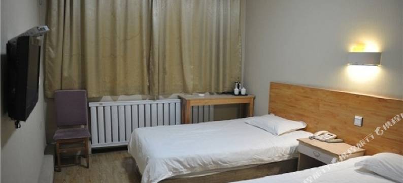 伊宁华越宾馆(六星街店)图片