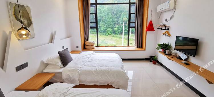 仙居小山村暖宿图片