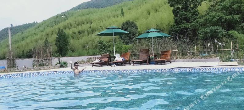 花筑·月半湾山庄(天荒坪镇店)图片