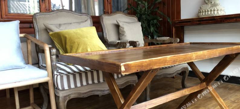 丽江束河山里居客栈图片