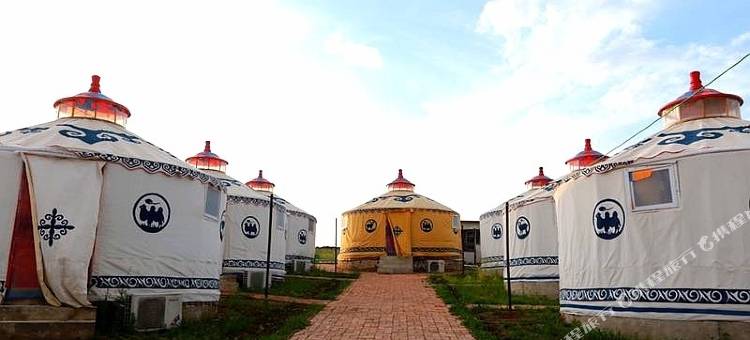 乌兰布统万利农家院图片