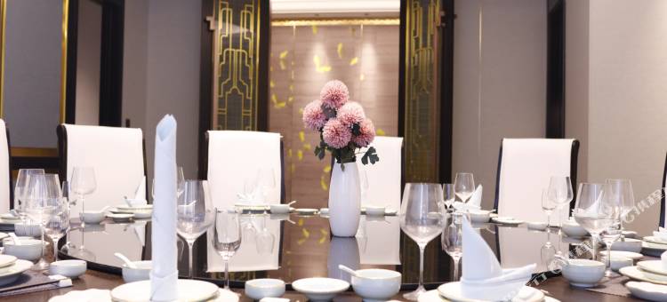 瑞安丽嘉半岛酒店(吾悦广场店)图片