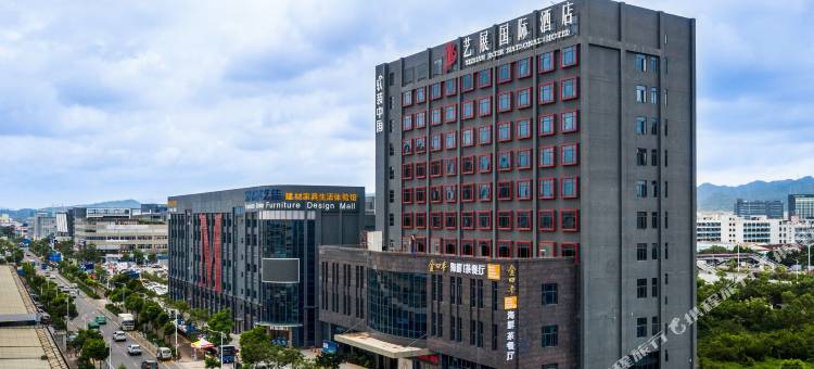 珠海艺展国际酒店(明珠站山姆会员店)图片