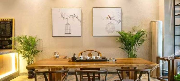 朗庭商务酒店(大学城建筑科技职业学院店)图片