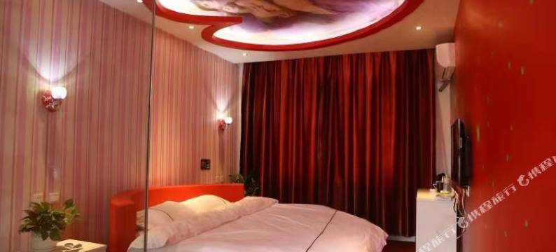 烟台爱乐唯主题酒店图片