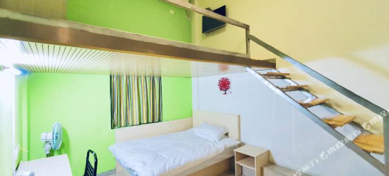 格子微酒店(玉林青年广场店)图片