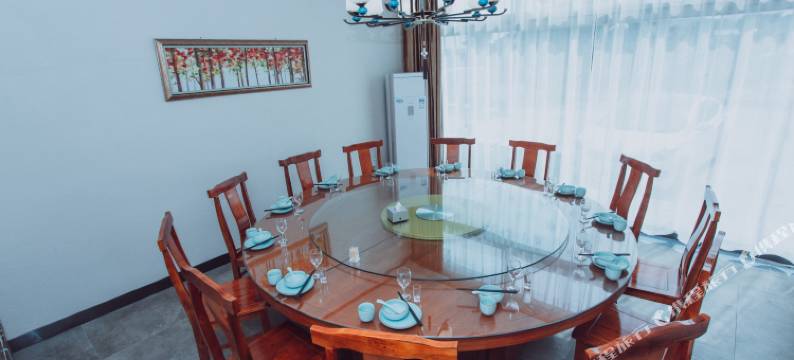 派柏酒店(日照山海天旅游度假区店)图片