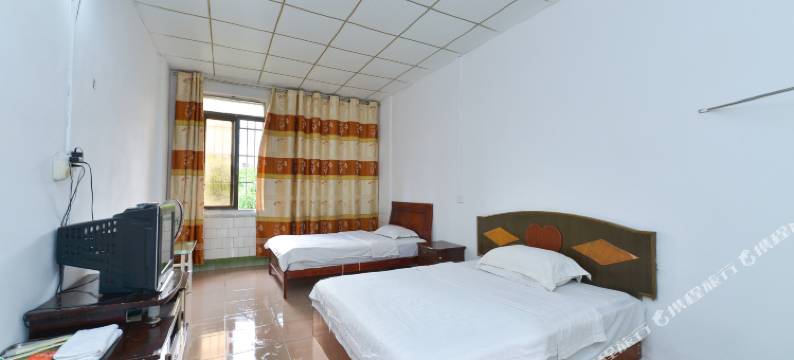 钦州中东招待所(东风市场第一中学店)图片