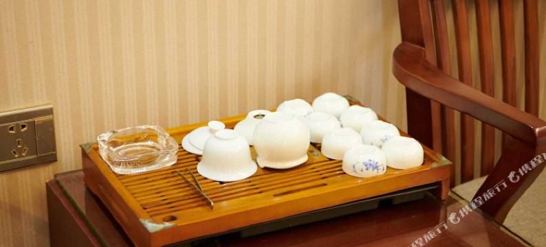 陆丰文意酒店图片