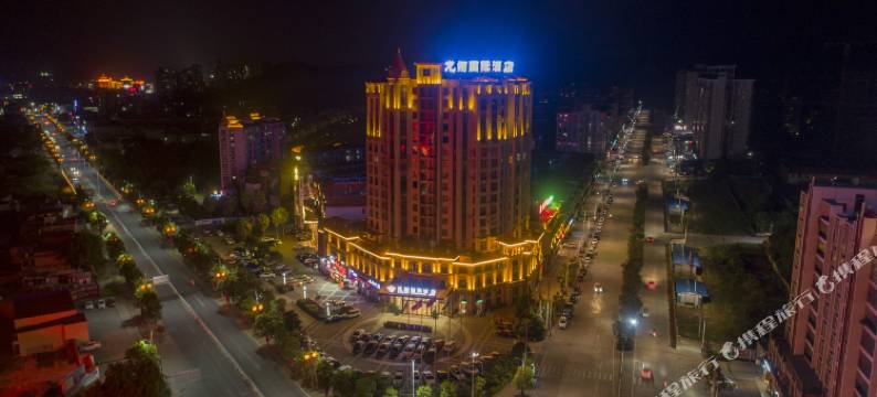 龙南龙翔国际酒店(万达广场店)图片