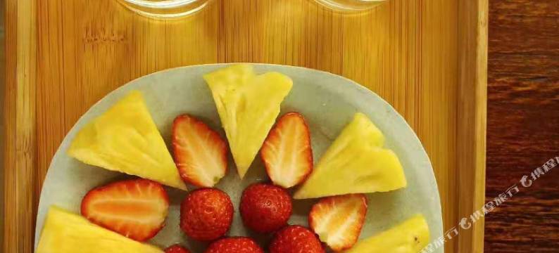 上海邨五号洋房(武汉江汉路步行街地铁站店)图片