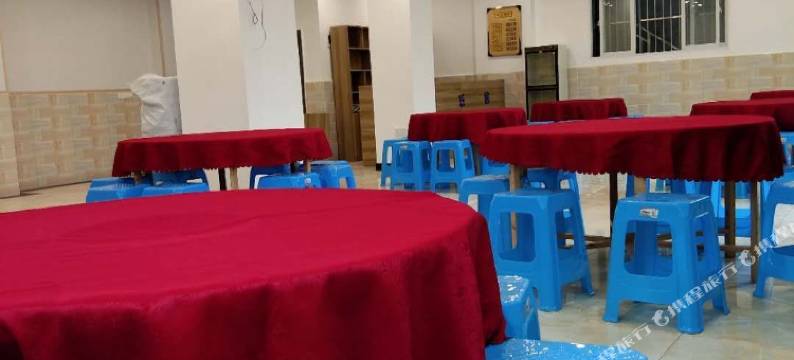 石柱林悠居避暑山庄图片