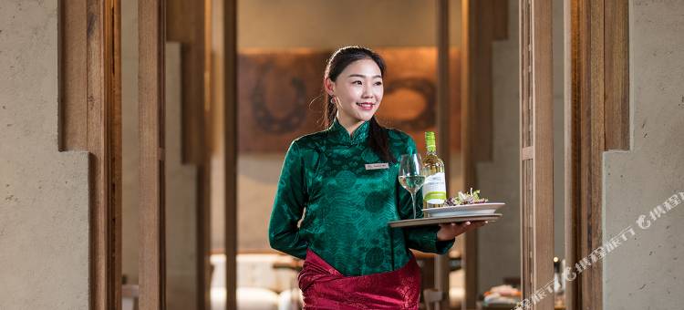 九寨鲁能希尔顿度假酒店图片
