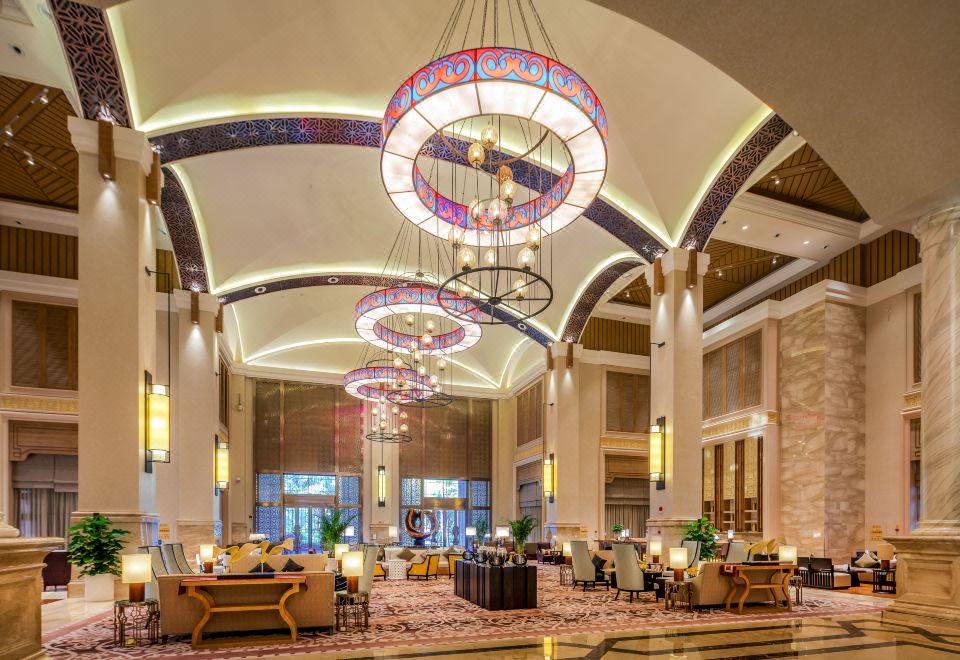 Felton Grand Hotel BazhongHotel Overview