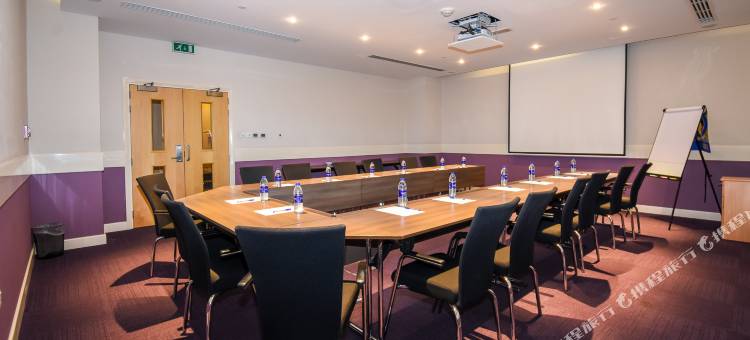 迪拜投资公园优品迎酒店(Premier Inn Dubai Investments Park)图片