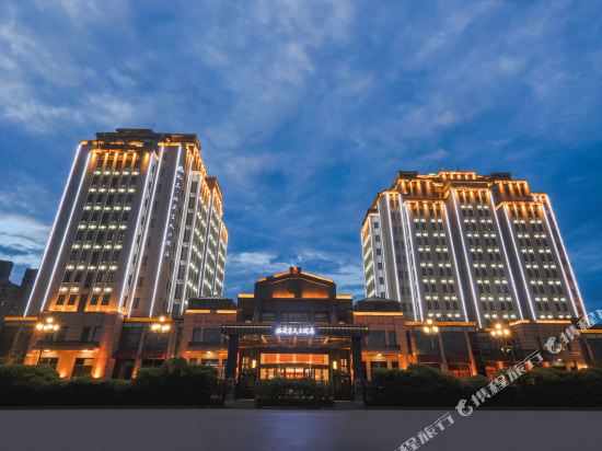 Hotels In Qingshanhu District Nanchang Tripcom - 