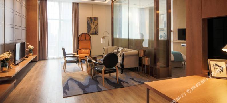 R酒店(青岛城阳店)图片