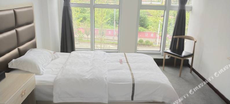 众成快捷酒店(雅安市人民医院大兴院区店)图片