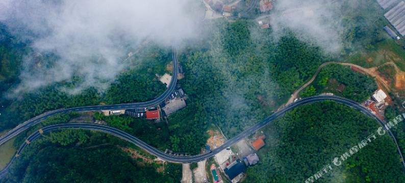 云海YUNHAI·峡谷温泉·亲子美宿(安吉江南天池滑雪场店)图片