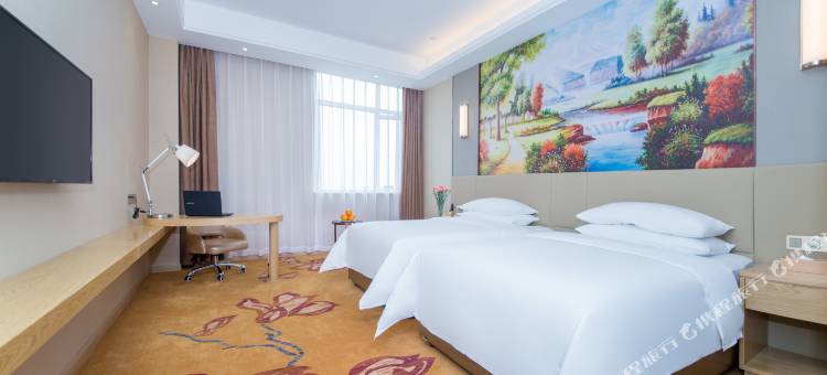 维也纳国际酒店(武汉藏龙岛湖北经济学院店)图片