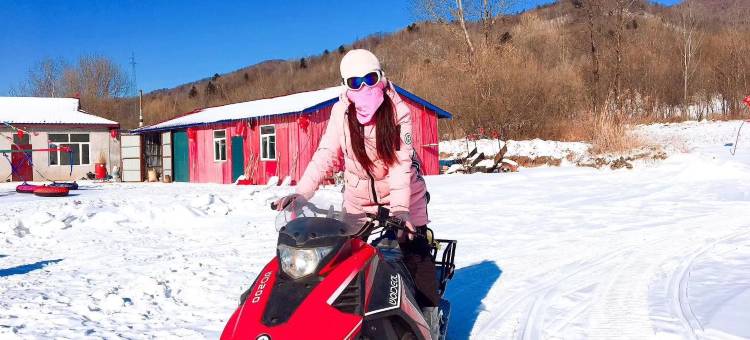 雪谷洪波客栈图片