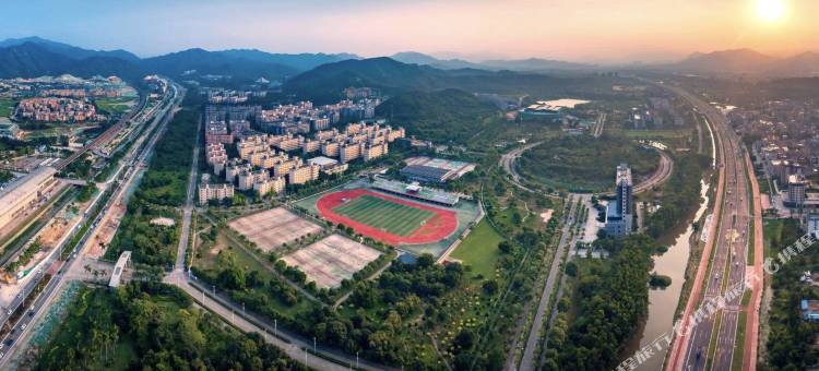 珠海亦方美学公寓(北理工店)图片