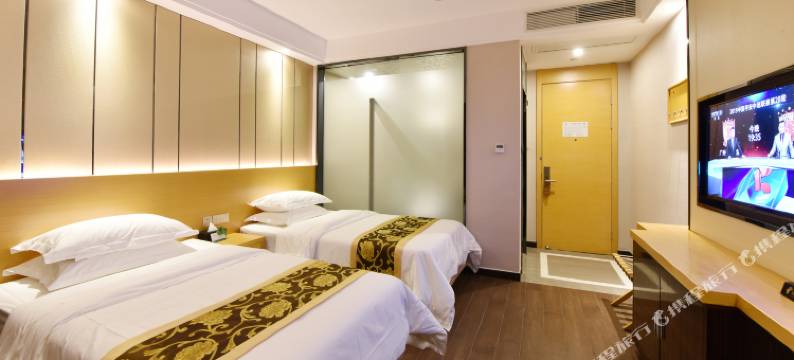 万里红大酒店(深圳技术大学店)图片