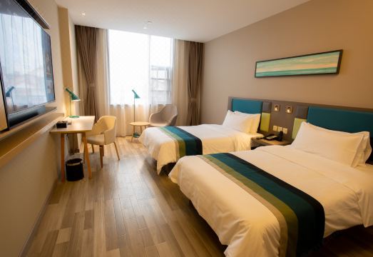 Homeinn Selected Hotel (Chuzhou Mingguang Mingzhu Avenue Zhengyuan Plaza) Hotel Overview