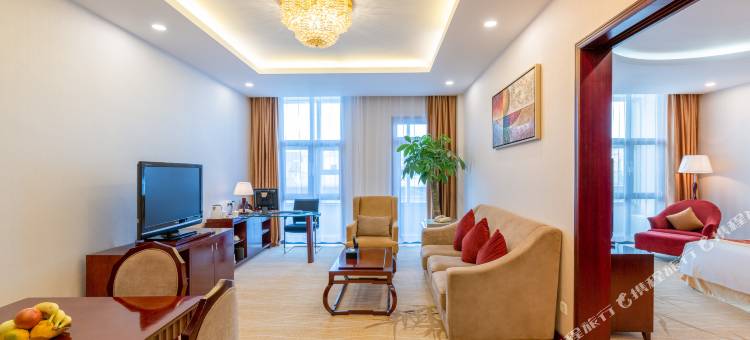 山东政协大厦维景大酒店(大明湖泉城广场店)图片