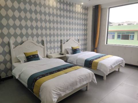 绵阳峰林居民宿