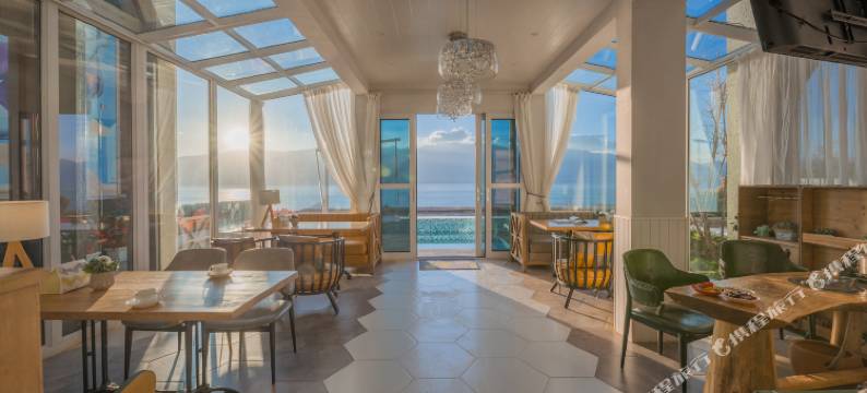 大理半山海居海景美宿图片