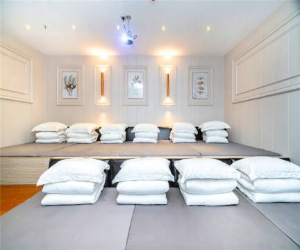 卡西屋别墅轰趴(南昌县瑶湖西大道店)