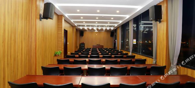 武乡锦澜红色酒店图片