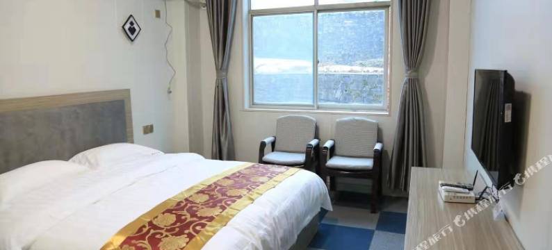 安康鸿业宾馆(安康火车站店)图片