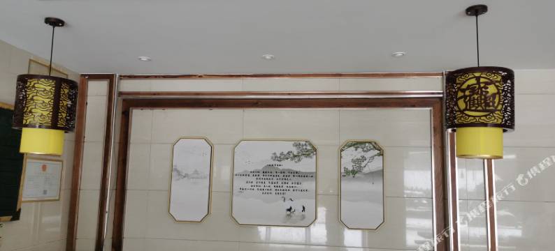 武当山原农厚道客栈图片