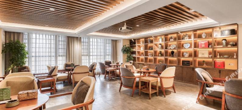 成都万象四季酒店(成都东站店)图片