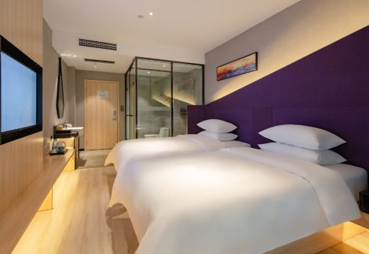 YY Hotel (Gaoping Yongxing Times Plaza)Hotel Overview