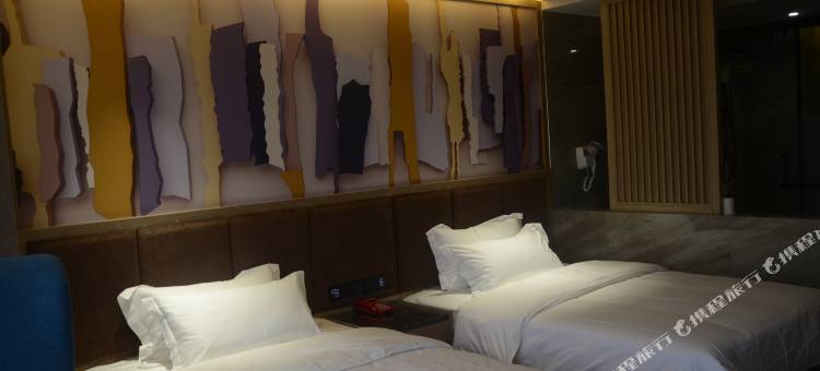 腾跃城市酒店(乐山高新区店)图片