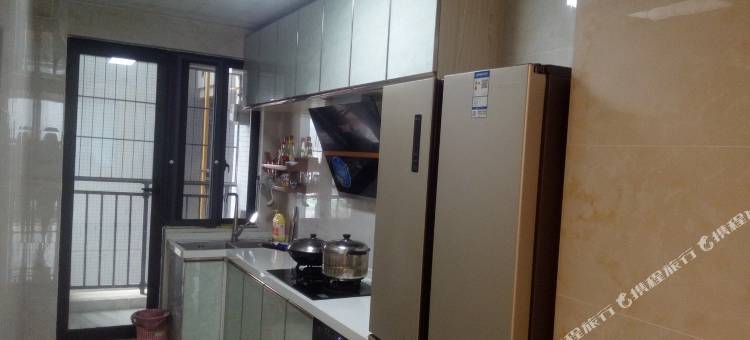 南宁吴鸿客栈(五象大道辅路分店)图片