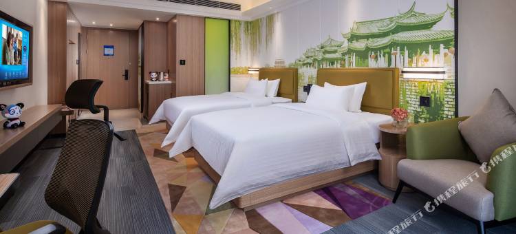 潮州财富中心希尔顿欢朋酒店图片