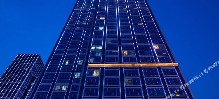 斯维登精品公寓(青岛会展中心石老人海水浴场)图片