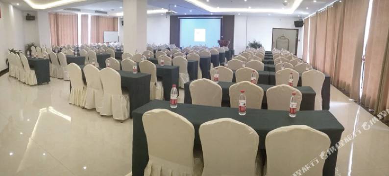 好逸SMART酒店(雅安蒙山大道店)图片