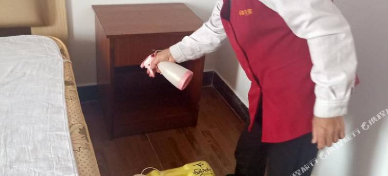 华都宾馆(云浮罗定大润发店)图片