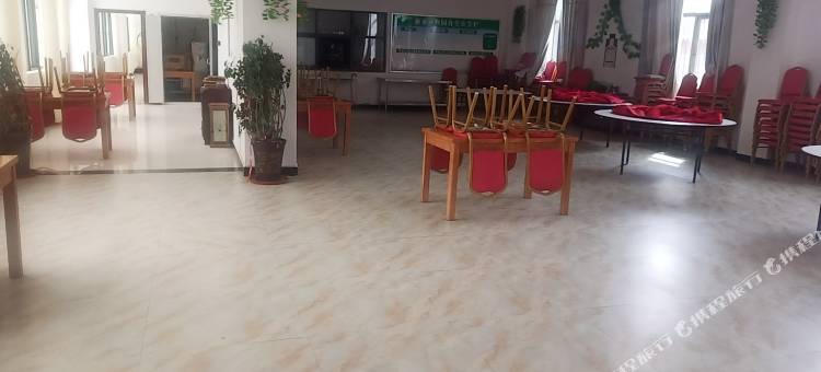 曲水希顿林酒店图片