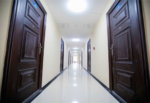 Muen LOFT Light Luxury Apartment (Qingdao North Railway Station Yongnian Road Subway Station) Hotel Overview