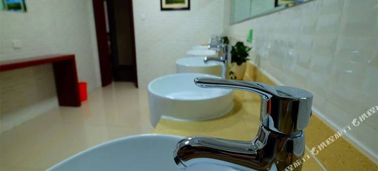 张掖丝路行者青年旅舍图片