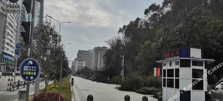 青年阳光公寓(台州万达店)图片